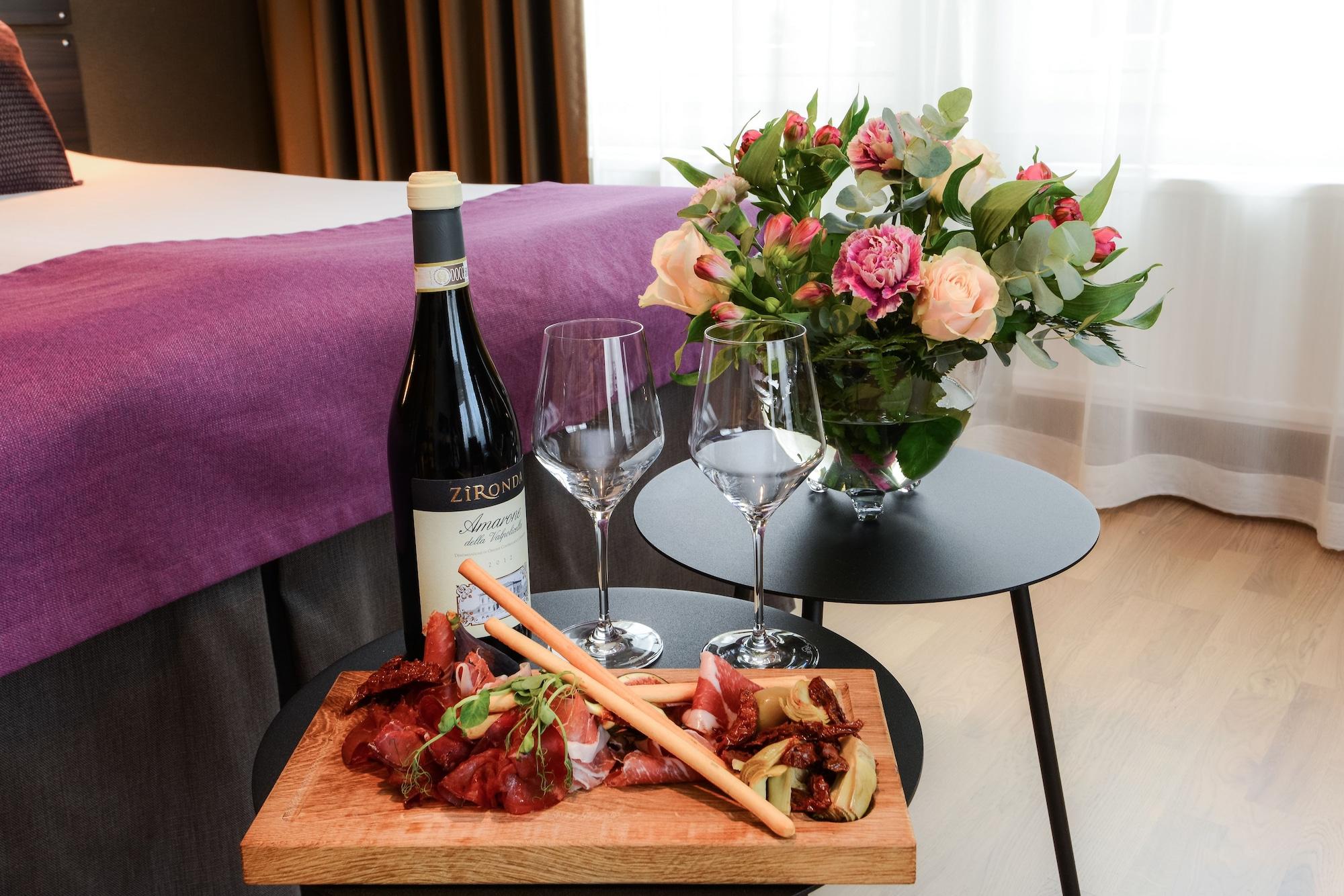 Best Western Plus Park Airport Hotel Arlanda Ngoại thất bức ảnh